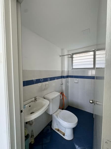 Kondominium untuk Dijual di Sri Hijau - Noraini Dahan - Bathroom - PropertyGuru.com.my