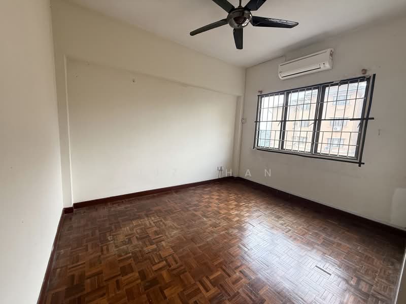 Pangsapuri untuk Disewa di Aman Puri Apartment - Eliz Chan - Interior - PropertyGuru.com.my