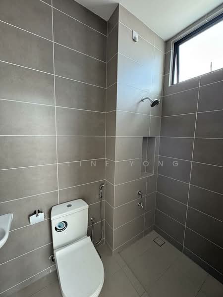2-storey Terraced House for Rent in Taman Pelangi Indah (Ulu Tiram) - Celine Yong - Bathroom - PropertyGuru.com.my