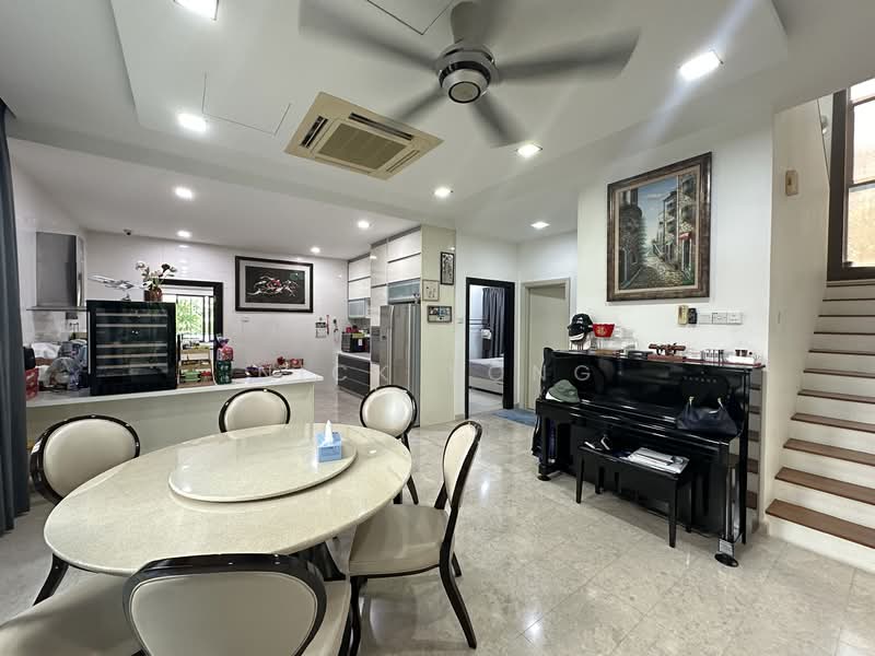 Bungalow for Rent in Hulu Langat (Selangor) - Nick Yong - Dining Room - PropertyGuru.com.my