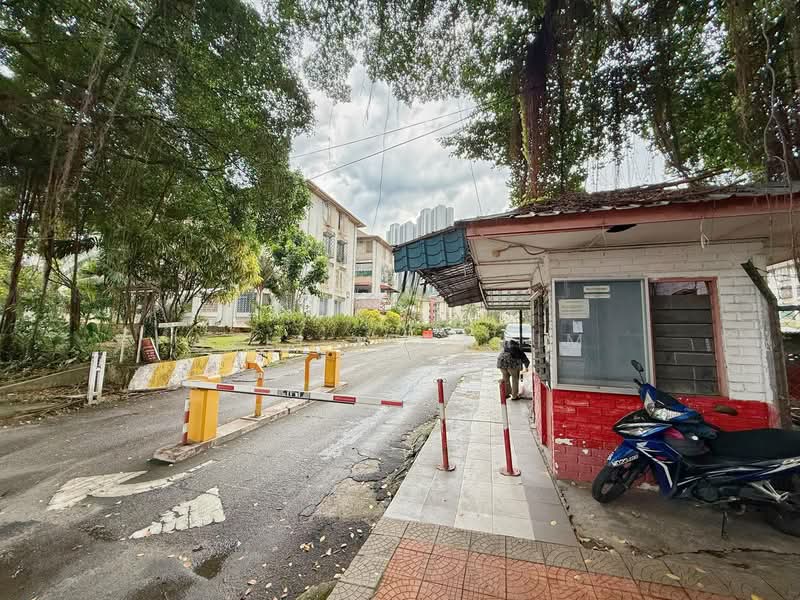 Pangsapuri untuk Dijual di Rampai Court - Azli Ibrahim - Exterior - PropertyGuru.com.my