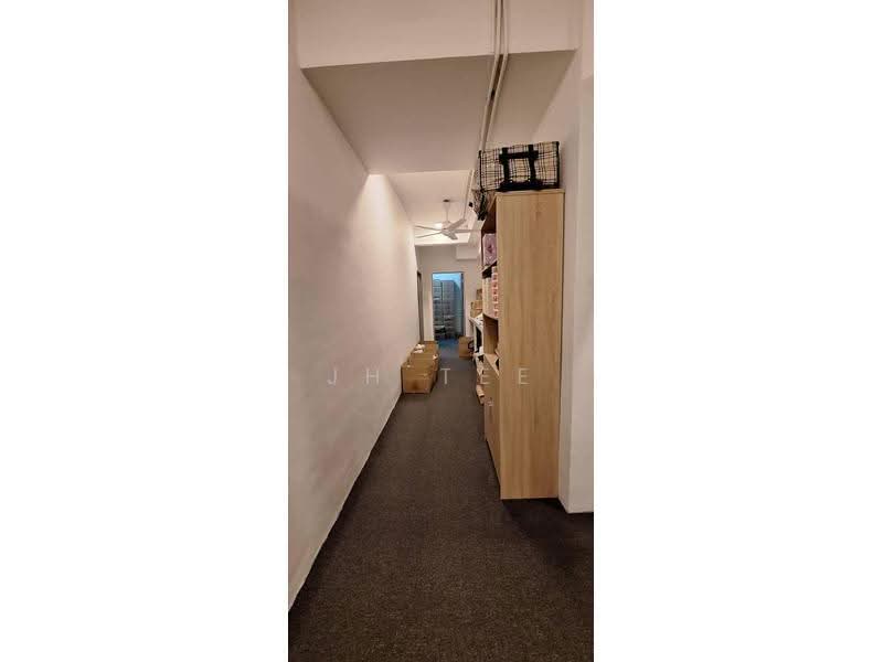 Office for Rent in Bandar Damansara Perdana (Damansara Perdana) - JH Tee - Corridor - PropertyGuru.com.my