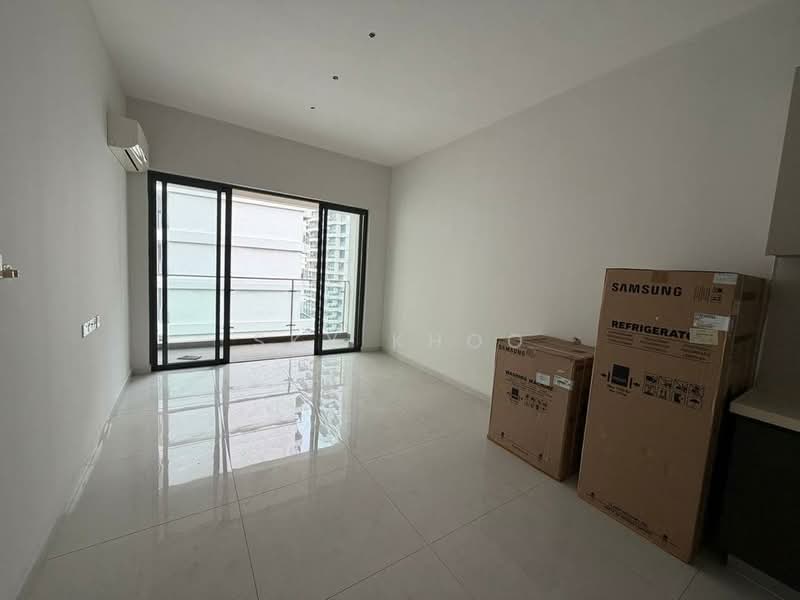 Condominium for Sale at Bay Point @ Country Garden Danga Bay - Sky Khoo - Living Room - PropertyGuru.com.my