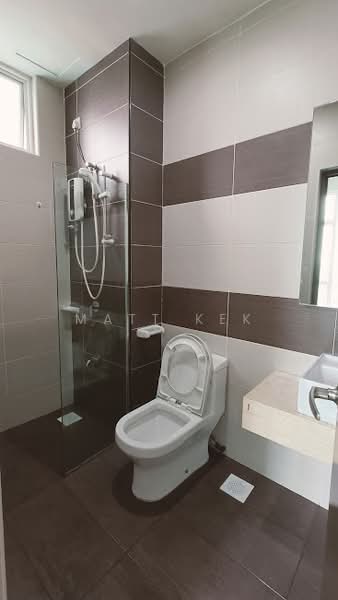 Kondominium untuk Disewa di M Condominium @ Larkin - Matt Kek - Bathroom - PropertyGuru.com.my
