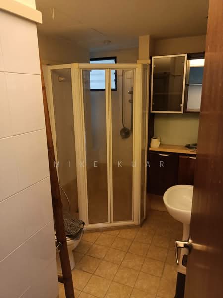Kondominium untuk Disewa di Alphine Tower - Mike Kuar - Bathroom - PropertyGuru.com.my