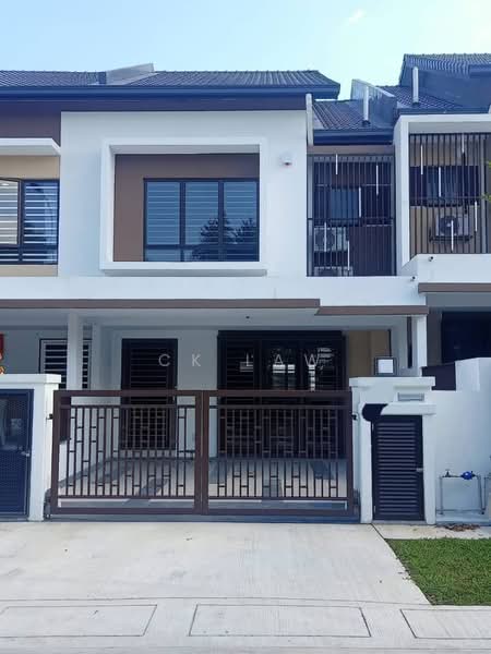 Rumah Teres 2 Tingkat untuk Disewa di Setia Ecohill (Semenyih) - CK Law - Exterior - PropertyGuru.com.my