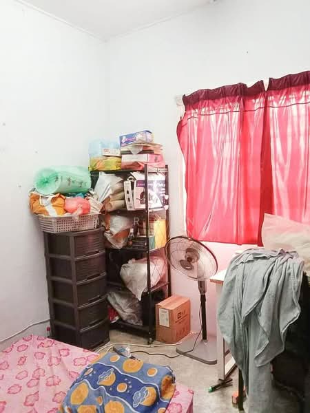 1-storey Terraced House for Sale in Bandar Rinching (Semenyih) - Noraini Dahan - Bedroom - PropertyGuru.com.my