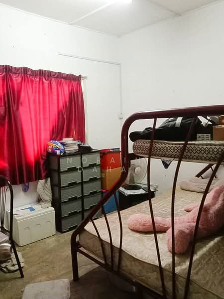 1-storey Terraced House for Sale in Bandar Rinching (Semenyih) - Noraini Dahan - Bedroom - PropertyGuru.com.my