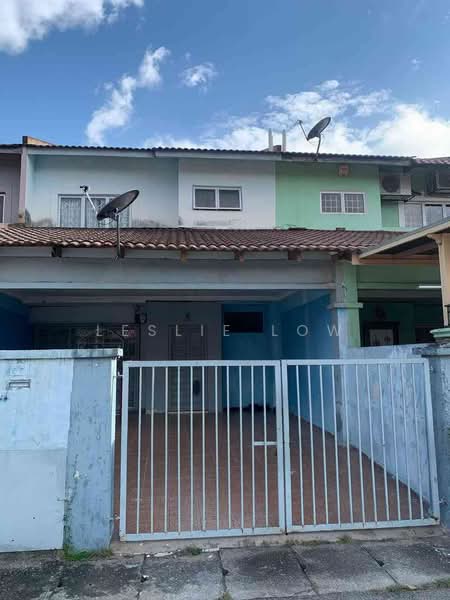 Rumah Teres 2 Tingkat untuk Dijual di Taman Garing Utama (Rawang) - Leslie Low - Exterior - PropertyGuru.com.my