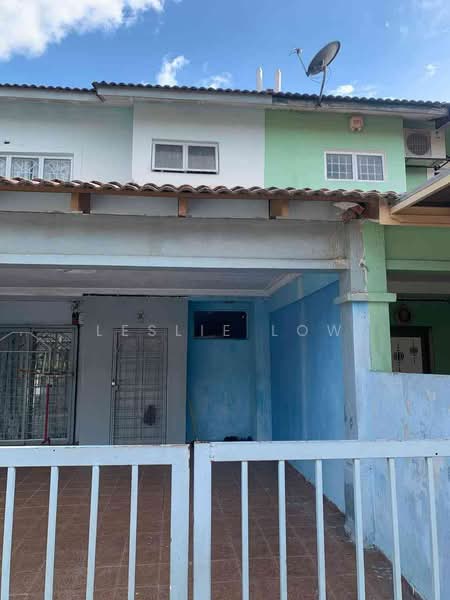 Rumah Teres 2 Tingkat untuk Dijual di Taman Garing Utama (Rawang) - Leslie Low - Exterior - PropertyGuru.com.my