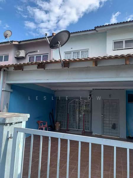 Rumah Teres 2 Tingkat untuk Dijual di Taman Garing Utama (Rawang) - Leslie Low - Exterior - PropertyGuru.com.my