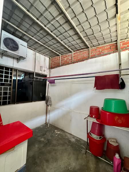 Rumah Teres 2 Tingkat untuk Dijual di Taman Sri Skudai (Skudai) - Lui Lui - Rear Door - PropertyGuru.com.my