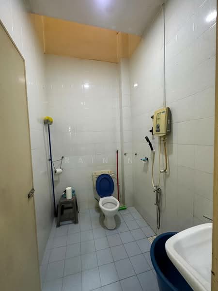 1-storey Terraced House for Sale in Pontian (Johor) - Rain Ng - Bathroom - PropertyGuru.com.my