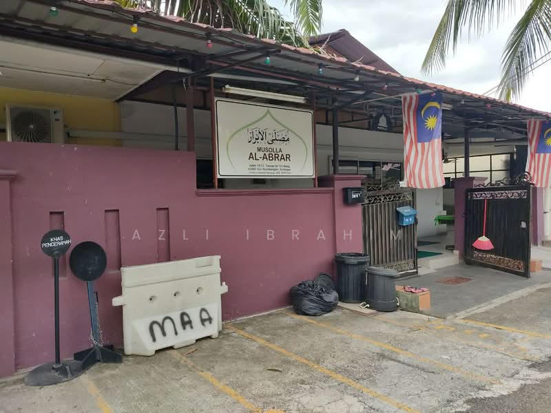 Rumah Teres 1 Tingkat untuk Dijual di Taman Sri Serdang (Seri Kembangan) - Azli Ibrahim - PropertyGuru.com.my