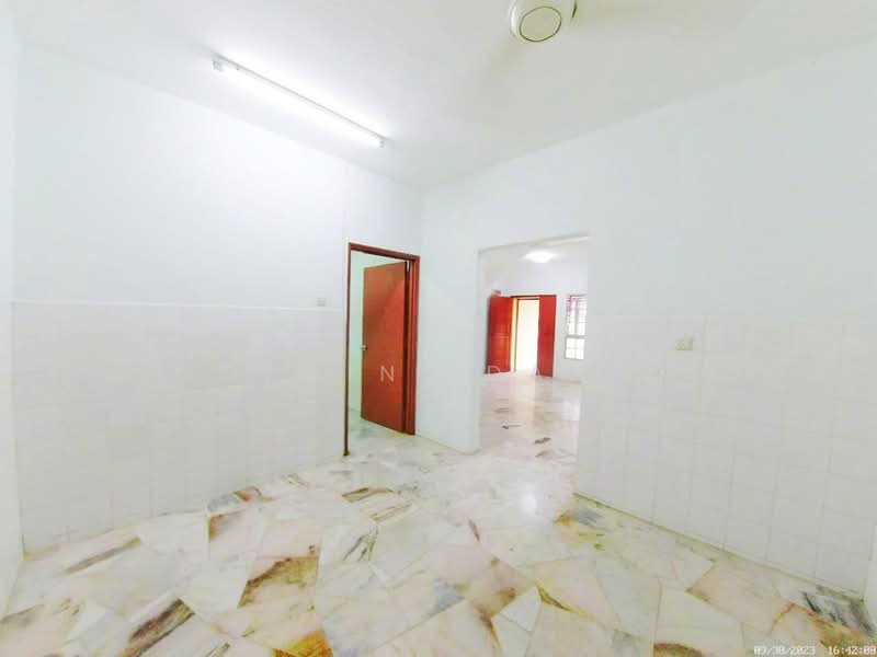 Rumah Teres 2 Tingkat untuk Dijual di Bandar Putra Permai (Seri Kembangan) - Noraini Dahan - Interior - PropertyGuru.com.my