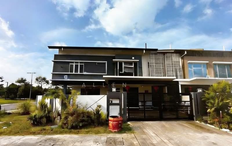 2-storey Terraced House for Sale in Bandar Rimbayu (Telok Panglima Garang) - Allen . - Exterior - PropertyGuru.com.my