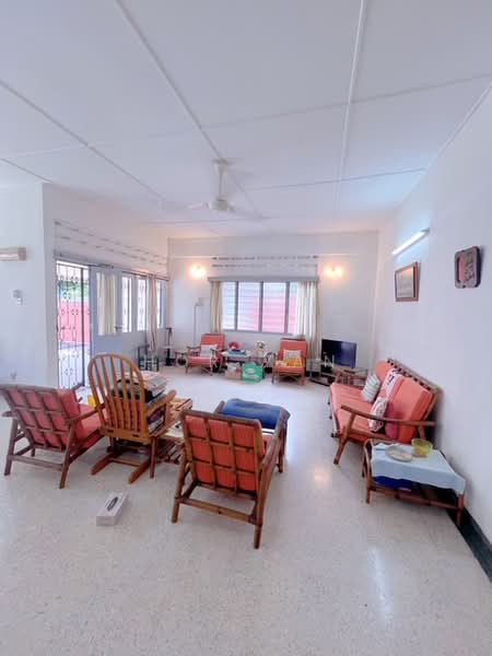 Rumah Banglo untuk Disewa di Seksyen 17 (Petaling Jaya) - Hor Yan - Living Room - PropertyGuru.com.my