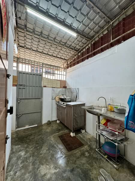 2-storey Terraced House for Sale in Skudai (Johor) - Rain Ng - Kitchen - PropertyGuru.com.my