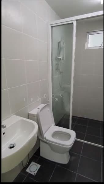 Servis Apartment untuk Disewa di Cerrado Residence @ Southville City - Leon Leong - Bathroom - PropertyGuru.com.my