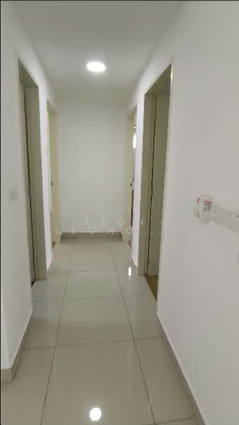 Servis Apartment untuk Disewa di Cerrado Residence @ Southville City - Leon Leong - Corridor - PropertyGuru.com.my