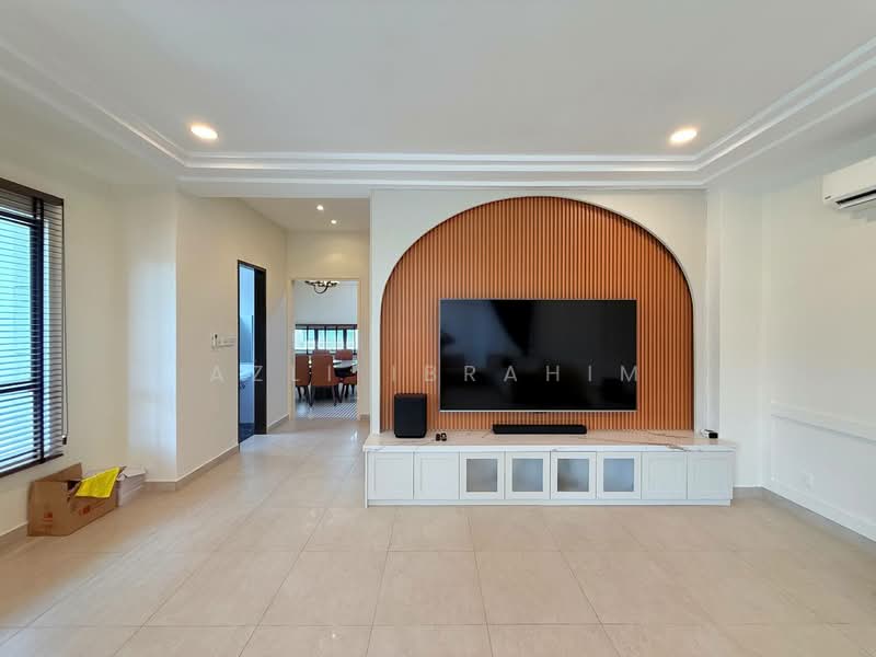 Rumah Teres 3 Tingkat untuk Dijual di Cyberjaya (Selangor) - Azli Ibrahim - Living Room - PropertyGuru.com.my