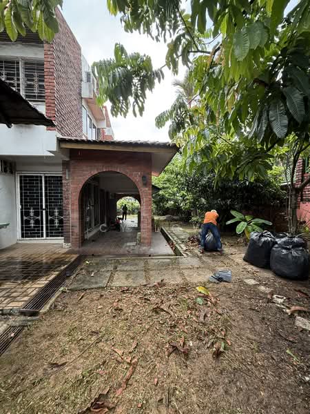 Rumah Teres 2 Tingkat untuk Dijual di Taman Desa (Kuala Lumpur) - CY Low - Exterior - PropertyGuru.com.my