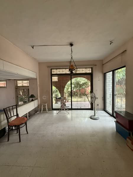 Rumah Teres 2 Tingkat untuk Dijual di Taman Desa (Kuala Lumpur) - CY Low - Living Room - PropertyGuru.com.my