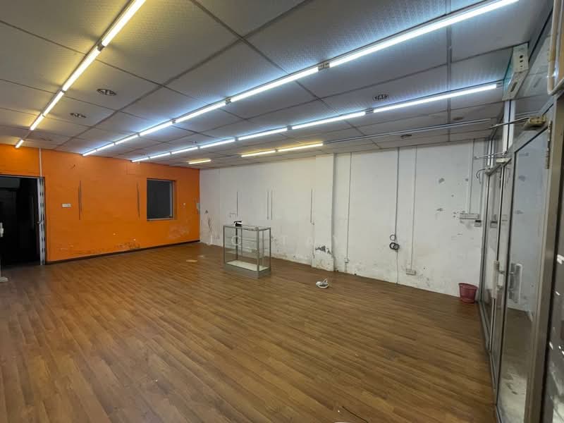 Kedai untuk Dijual di Gemas (Negeri Sembilan) - JC Tay - Interior - PropertyGuru.com.my