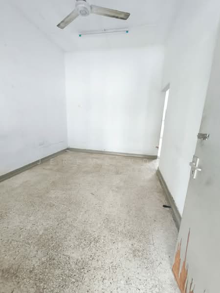 1-storey Terraced House for Rent in Johor Bahru (Johor) - Jeremy Voon - PropertyGuru.com.my