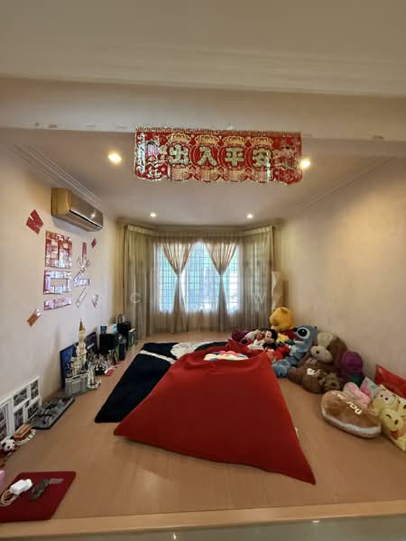 2-storey Terraced House for Sale in Taman Desa (Kuala Lumpur) - CY Low - Living Room - PropertyGuru.com.my