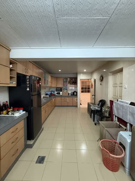 2-storey Terraced House for Sale in Taman Desa (Kuala Lumpur) - CY Low - Kitchen - PropertyGuru.com.my