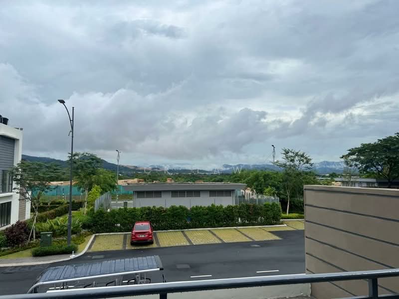 1.5-storey Terraced House for Rent in Diamond City (Semenyih) - CK Law - Exterior - PropertyGuru.com.my