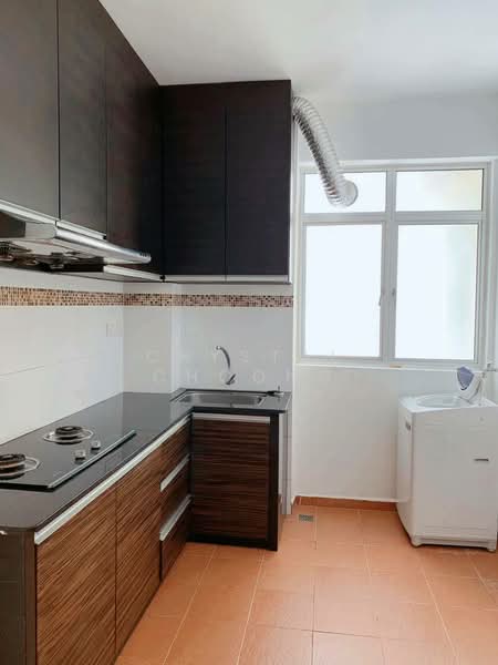 Condominium for Sale at The Waterfront Condominium - Crystal Choong - Kitchen - PropertyGuru.com.my
