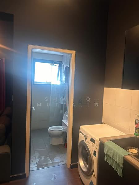 Servis Apartment untuk Disewa di Cube @ One South - Shafiq Muttalib - Bathroom - PropertyGuru.com.my