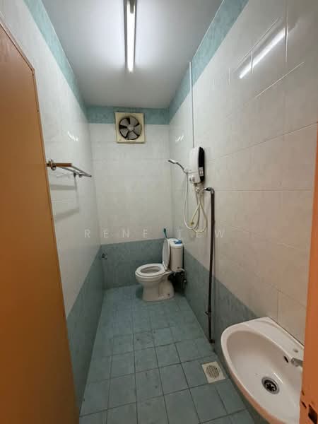 2-storey Terraced House for Rent in Taman Pelangi Indah (Ulu Tiram) - Rene Tew - PropertyGuru.com.my