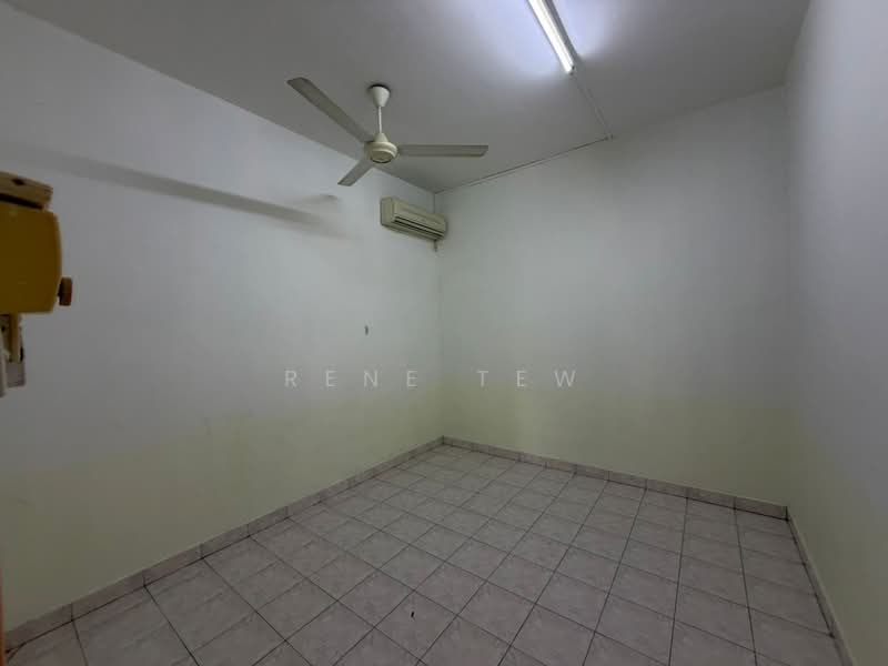 2-storey Terraced House for Rent in Taman Pelangi Indah (Ulu Tiram) - Rene Tew - PropertyGuru.com.my