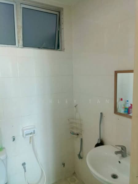 Servis Apartment untuk Dijual di Serviced Residence @ Casa Tiara - Shirley Tan - Bathroom - PropertyGuru.com.my
