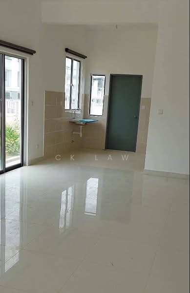 2-storey Terraced House for Sale in Bandar Tasik Kesuma (Beranang) - CK Law - Kitchen - PropertyGuru.com.my