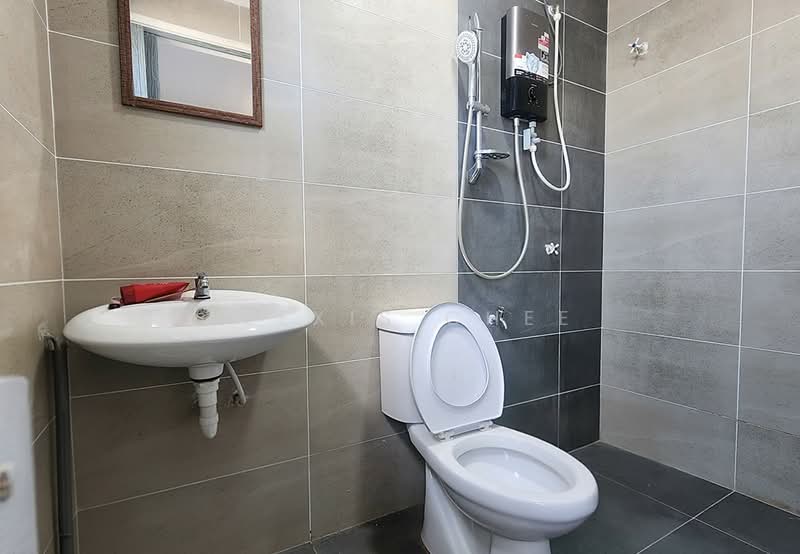 2-storey Terraced House for Sale in Lahat (Perak) - Alexis Chee - Bathroom - PropertyGuru.com.my