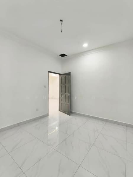 Rumah Teres 1 Tingkat untuk Dijual di Taman Johor Jaya (Johor Bahru) - Wendy Fong - PropertyGuru.com.my