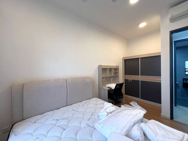Servis Apartment untuk Dijual di Sunway Velocity TWO - Aaron Yeoh - Bedroom - PropertyGuru.com.my