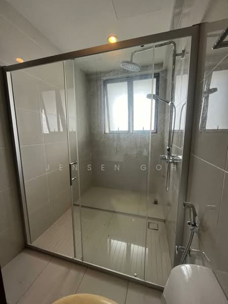 Condominium for Rent at Lovell @ Country Garden Danga Bay - Jensen Goh - Bathroom - PropertyGuru.com.my