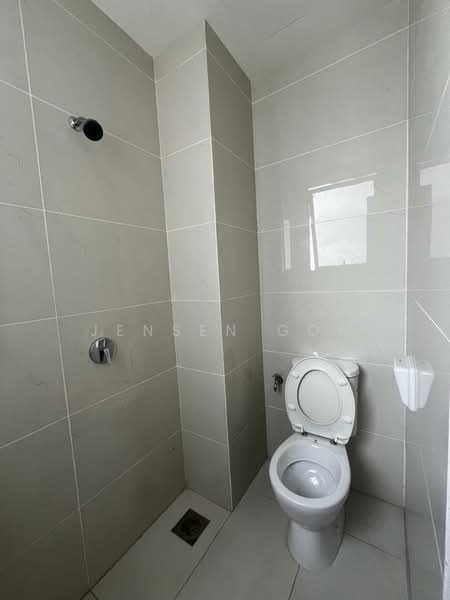 Condominium for Rent at Lovell @ Country Garden Danga Bay - Jensen Goh - PropertyGuru.com.my