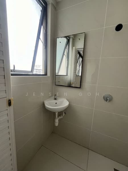 Condominium for Rent at Lovell @ Country Garden Danga Bay - Jensen Goh - PropertyGuru.com.my