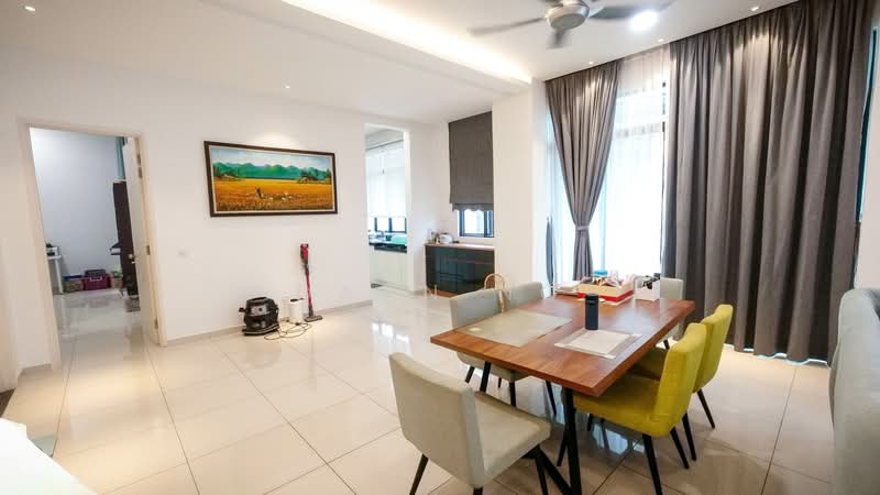 Rumah Kluster untuk Dijual di Eco Majestic (Semenyih) - Dann Ng - Dining Room - PropertyGuru.com.my