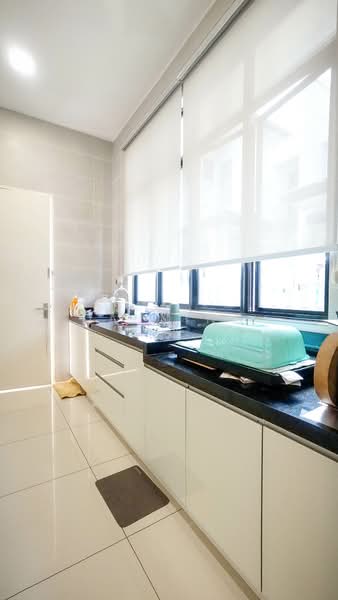 Rumah Kluster untuk Dijual di Eco Majestic (Semenyih) - Dann Ng - Kitchen - PropertyGuru.com.my