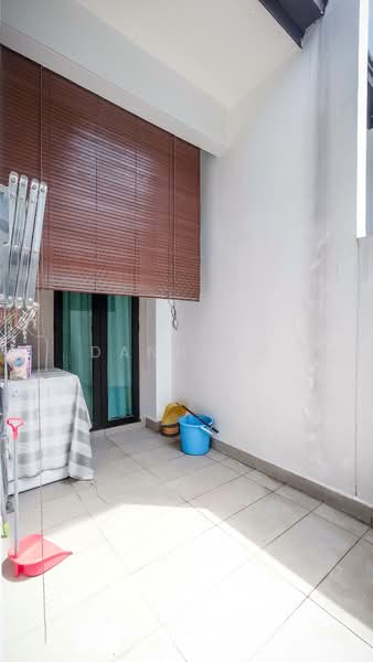 Rumah Kluster untuk Dijual di Eco Majestic (Semenyih) - Dann Ng - Balcony - PropertyGuru.com.my