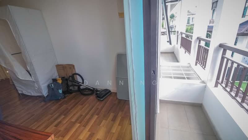 Rumah Kluster untuk Dijual di Eco Majestic (Semenyih) - Dann Ng - Balcony - PropertyGuru.com.my