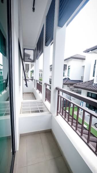 Rumah Kluster untuk Dijual di Eco Majestic (Semenyih) - Dann Ng - Balcony - PropertyGuru.com.my
