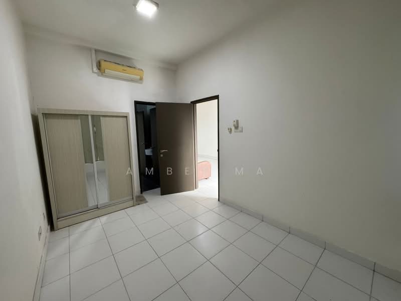 Apartment for Sale at Seri Austin Residence (Pangsapuri Seri Austin) - Amber Ma - PropertyGuru.com.my